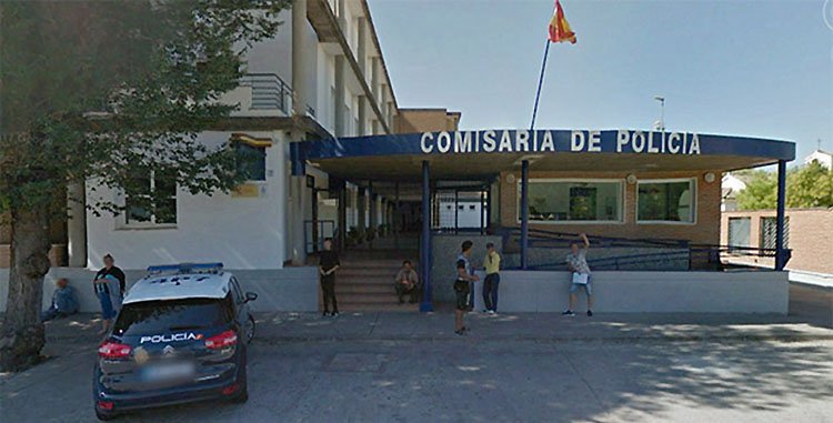 Detenido un hombre de 77 años en Talavera por estafar en la venta de un vehículo