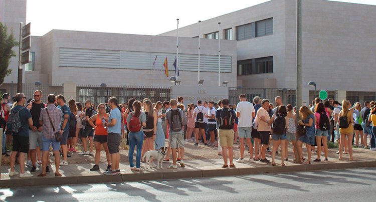 Castilla-La Mancha convoca 1.133 plazas para las oposiciones de maestro de este año