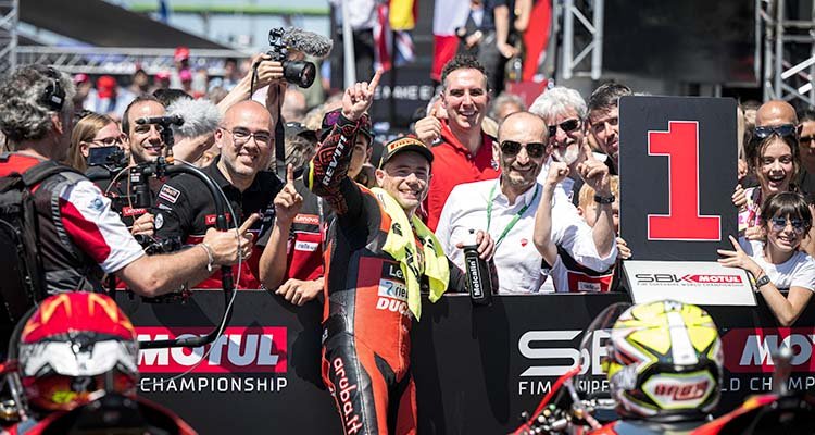 Ducati extiende un año más el contrato a Álvaro Bautista