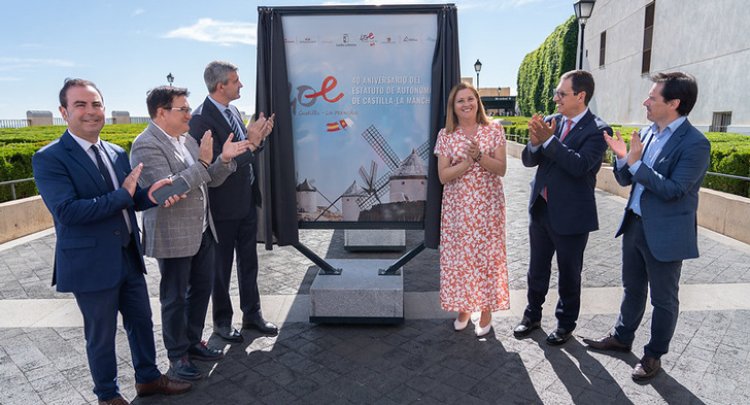 Inaugurada en Toledo la exposición sobre el 40 aniversario del Estatuto de Autonomía