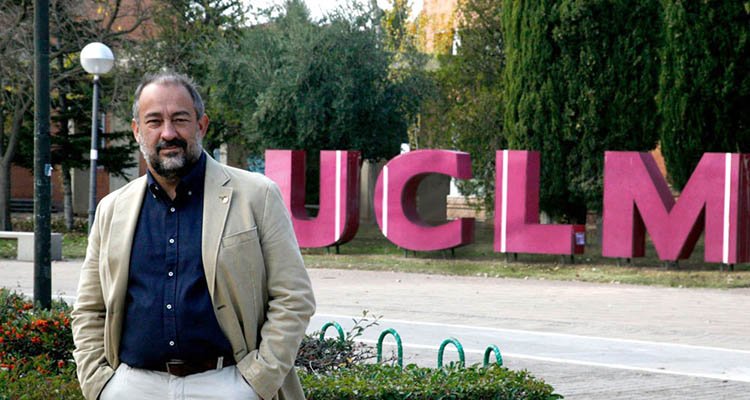 Universidad de Castilla-La Mancha: cuarenta años de Historia