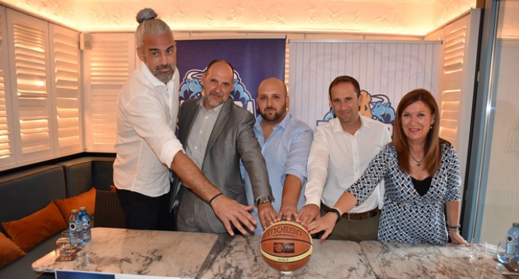 El club Talavera Baloncesto se presenta en sociedad ante su etapa más profesional