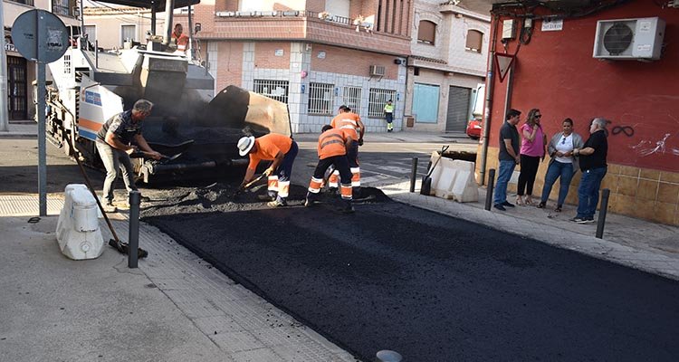 El plan de asfaltado de Talavera llega al barrio de Patrocinio