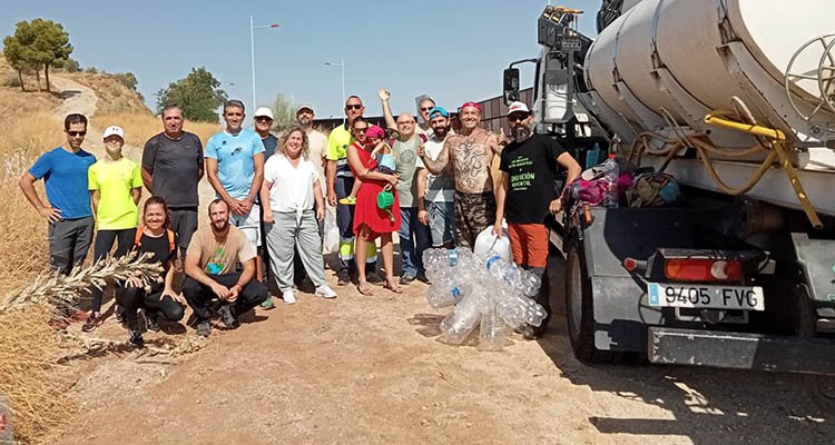 Tercer día de riego con voluntariado en la Fuente del Moro de Toledo