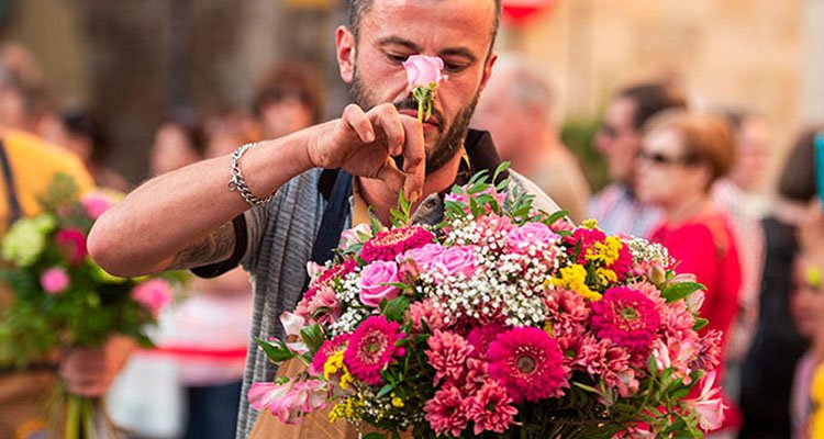 El ‘Mejor artesano florista’ de Toledo será elegido entre 24 concursantes