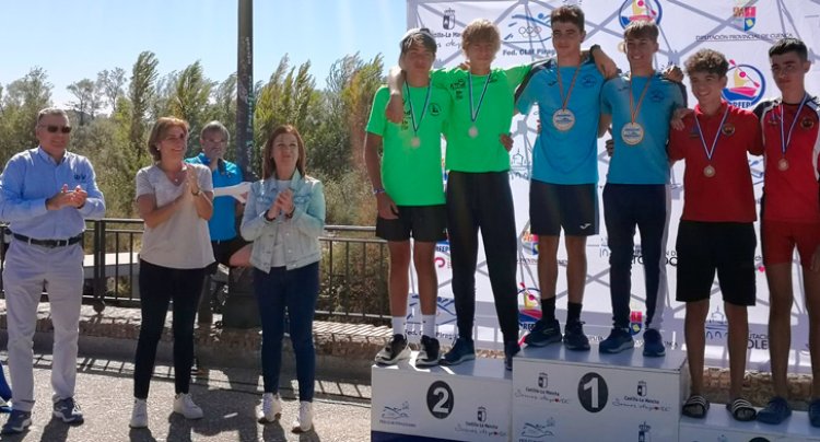 El Trofeo de Ferias  'Ciudad de Talavera' reúne en el río Tajo a más de 250 piragüistas