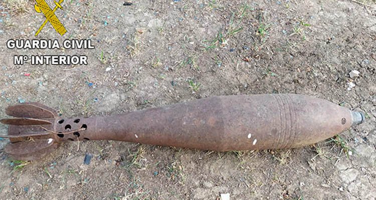 Encuentra una granada de mortero mientras limpiaba su nueva casa en Sonseca