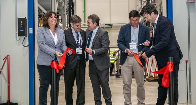 García-Page inaugura la ampliación de la empresa Plastipak Iberia en Casarrubios del Monte