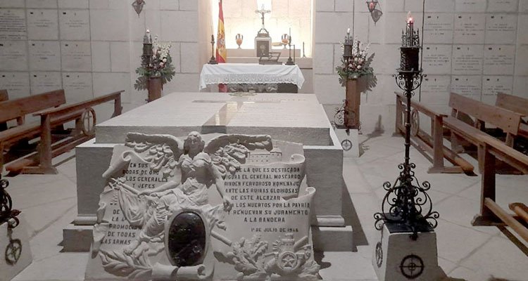 Castilla-La Mancha por la República pide exhumar a Moscardó y Milans del Bosch