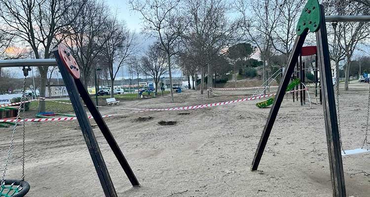 Renovación de dos nuevos parques infantiles en Talavera