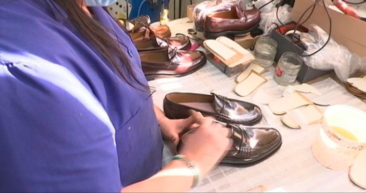 Firmado el convenio del calzado que afecta a 1.500 trabajadores de Fuensalida
