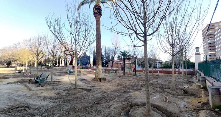 La rehabilitación de los Jardines del Prado de Talavera avanza a buen ritmo