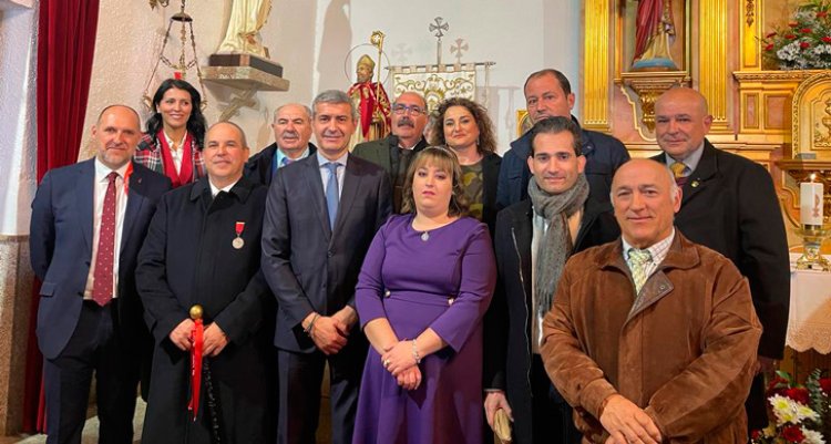 El presidente de la Diputación participa en las fiestas de San Blas en Buenasbodas