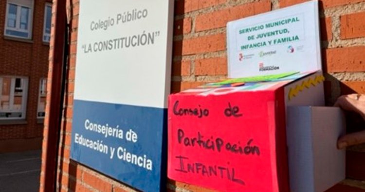 El Consejo de Participación Infantil de Illescas instala buzones de sugerencias en los colegios
