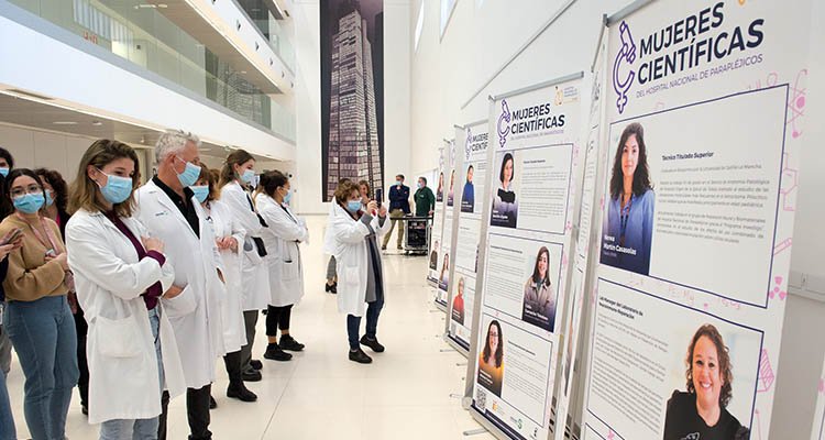 El Hospital de Parapléjicos de Toledo reconoce a sus investigadoras en una exposición