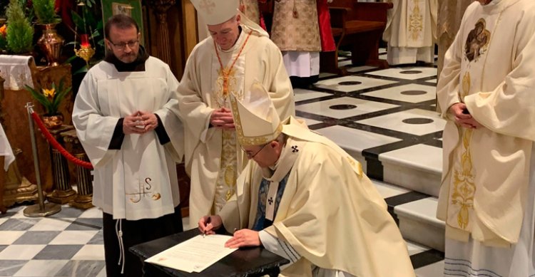 Los arzobispos de Toledo y México firman el hermanamiento entre los santuarios de Guadalupe