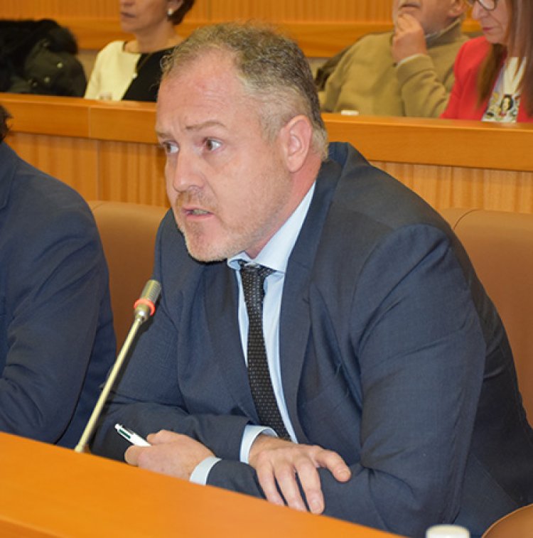 José Antonio Carrillo, durante su intervención en el Plano ordinario del mes de febrero en el Ayuntamiento de Talavera.
