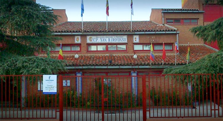 Amenazan a un profesor del colegio San Ildefonso de Talavera