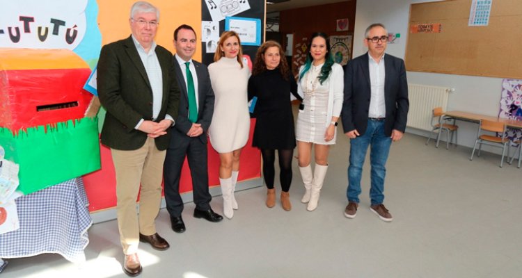 El delegado provincial de Educación visita los comedores escolares de Illescas