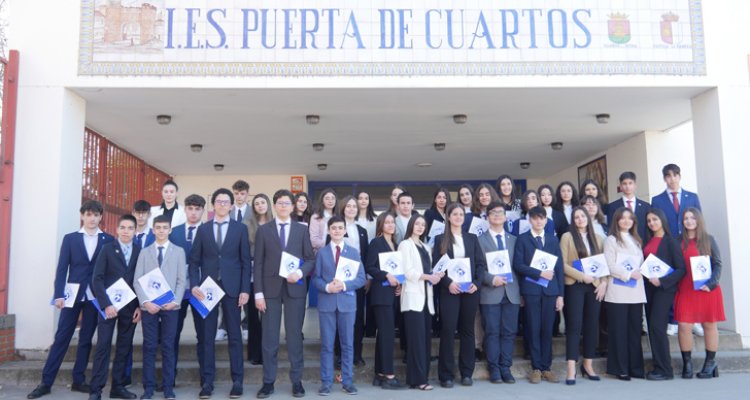 Cuarenta alumnos del IES Puerta de Cuartos participan en un evento de la Universidad Juan Carlos I