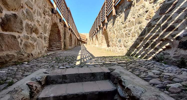La muralla de El Salvador de Talavera amplía su horario de visitas