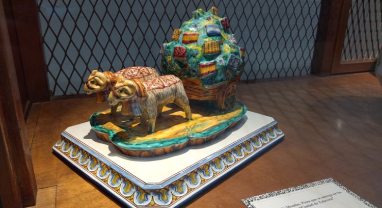 El Museo Ruiz de Luna acoge una exposición de cerámica referente a Las Mondas