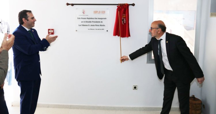 Los Yébenes inaugura la ‘Hoploteca, el nuevo museo de armas antiguas’