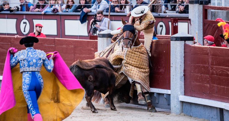 La ganadería toledana de Conde de Mayalde puede con los diestros en Las Ventas