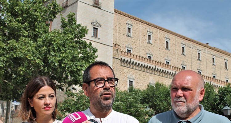 IU pide exhumar ya los restos de Milans y Moscardó del Alcázar de Toledo