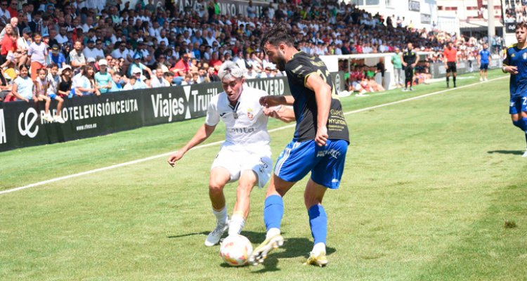 El CF Talavera cae goleado en Ceuta y culmina el descenso de categoría