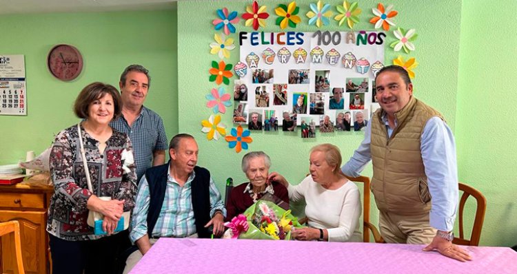 Sacramento Sánchez Alonso cumple cien años en Pepino y lo celebra por todo lo alto