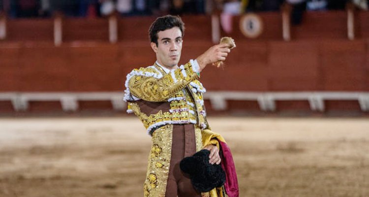 Tomás Rufo corta una oreja en la corrida del Corpus de Toledo en la que arrasa Roca Rey