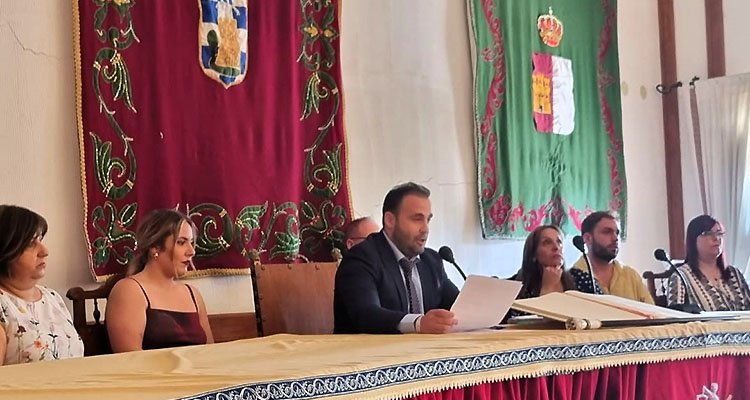 Rubén Zapardiel ya ejerce como alcalde en Oropesa