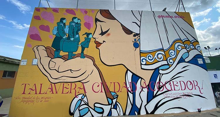 'Talavera Ciudad Acogedora' y con mural dedicado a los refugiados