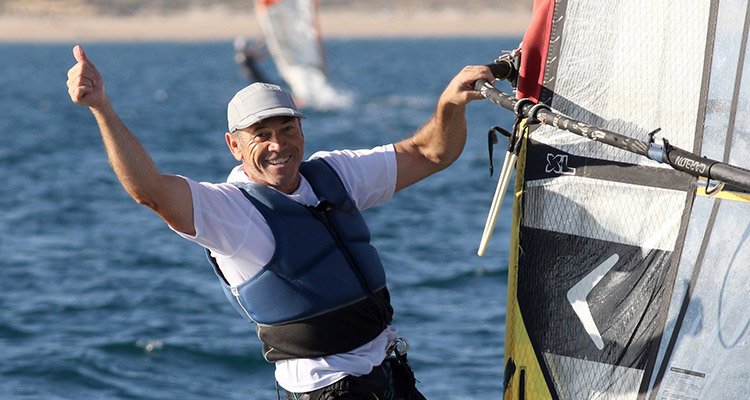 El talaverano Alfonso Tertre, bronce en el Campeonato Ibérico de Windsurf