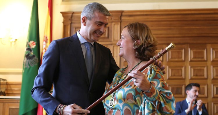 Conchi Cedillo se convierte en la primera mujer que presidirá la Diputación de Toledo