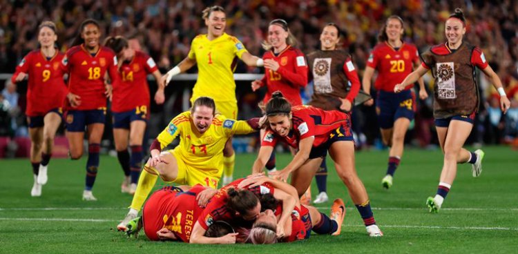García-Page felicita a la Selección Española de Fútbol Femenino tras ser campeona del mundo