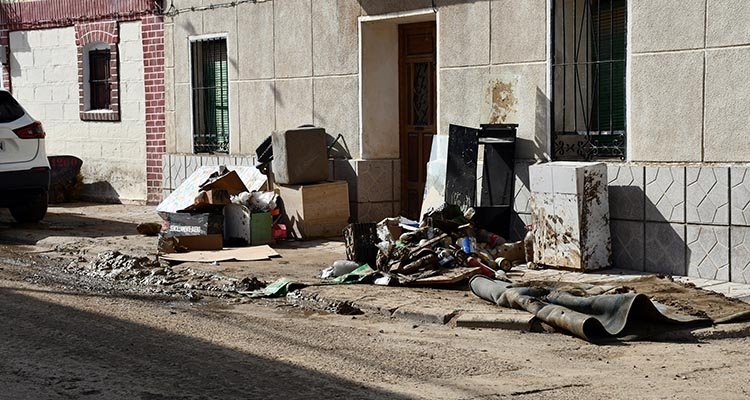 La Diputación de Toledo dispensa grandes contenedores para retirar enseres inservibles