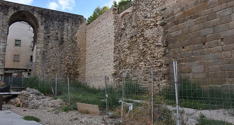 El tramo de las murallas de la calle Charcón de Talavera se abrirá a los visitantes en mayo