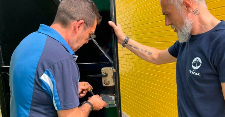 El Ayuntamiento repara los desperfectos ocasionados por actos vandálicos en Torrijos