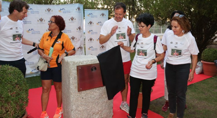 Cientos de atletas y amigos celebran un homenaje póstumo en Toledo a Teresa Escobar