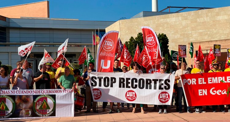 Los trabajadores de Geacam exigen la contratación de los 400 compañeros despedidos