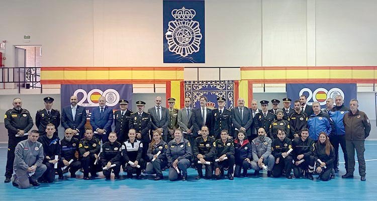 La Comisaría Provincial de Toledo condecora a 31 miembros de seguridad privada