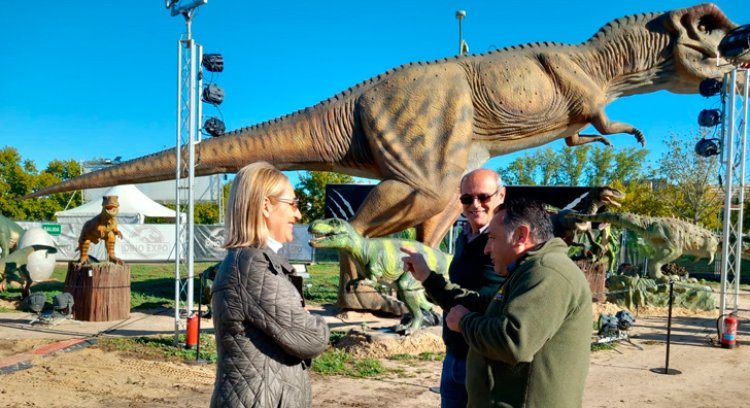El recinto de la Peraleda en Toledo acoge una exposición de 120 dinosaurios a escala real
