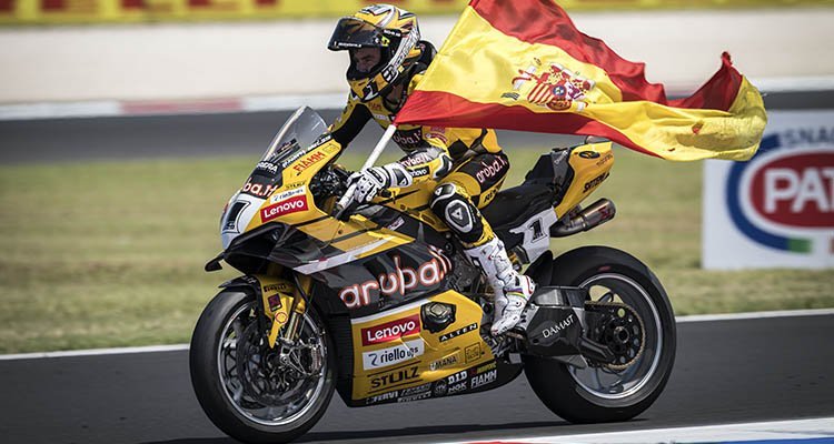 El talaverano Álvaro Bautista vuelve a coronarse como campeón del mundo de Superbike