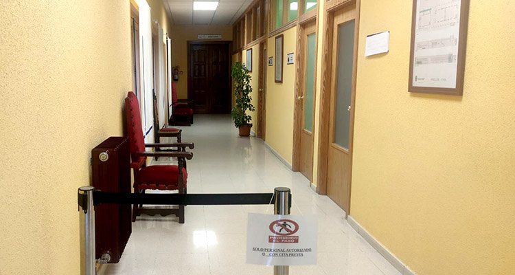 El Gobierno de Talavera restringe el acceso a los despachos de las concejalías