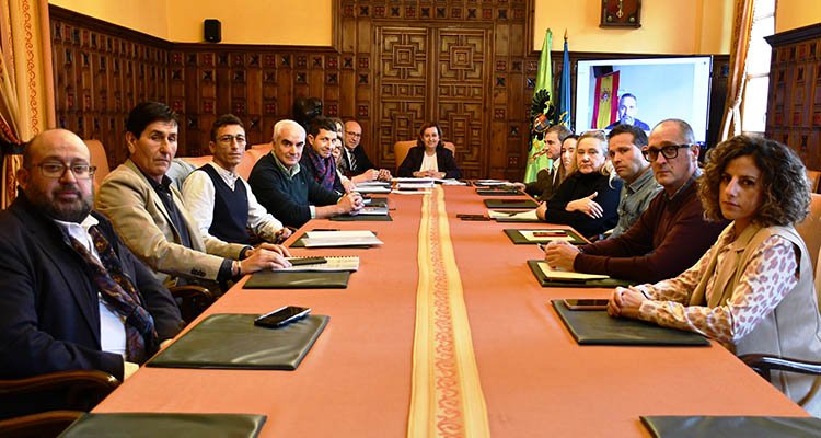 Acuerdo entre la Diputación de Toledo y los sindicatos para consolidar las condiciones laborales