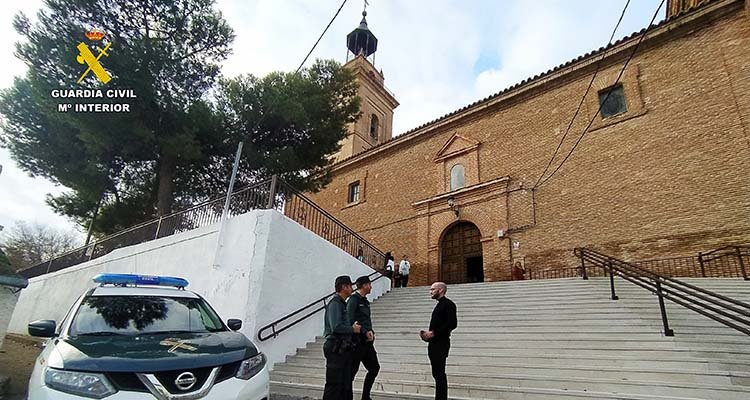 Un hombre de 66 años, tras el robo en la iglesia de Cebolla