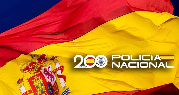 Izada de bandera en Toledo y Talavera por el bicentenario de la Policía Nacional