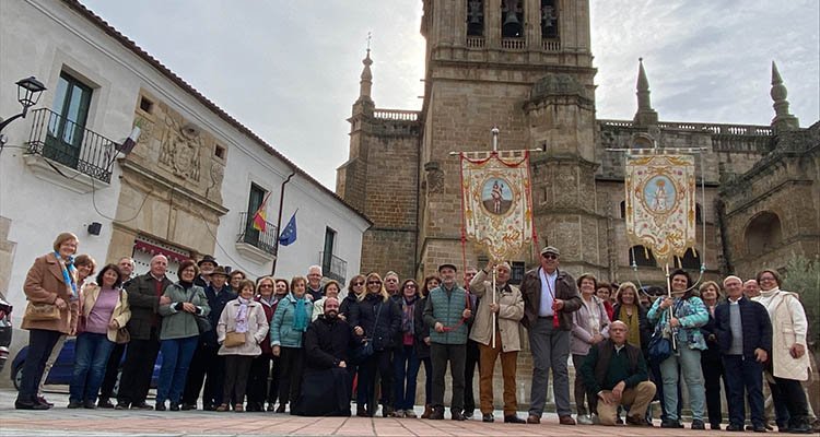 Vecinos de Mohedas se suman al homenaje de su obispo, Juan Álvarez De Castro